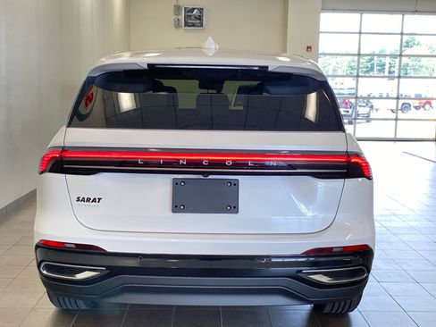 New 2026 Lincoln Nautilus Premier w/ Equipment Group 102A AWD/4WD image 6