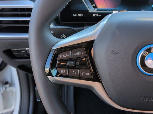 Used 2025 BMW i4 xDrive40i w/ Premium Package image 19