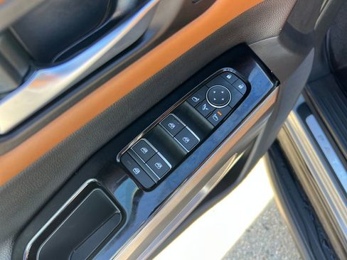 Certified 2024 Nissan Pathfinder Platinum w/ Cargo Package image 15