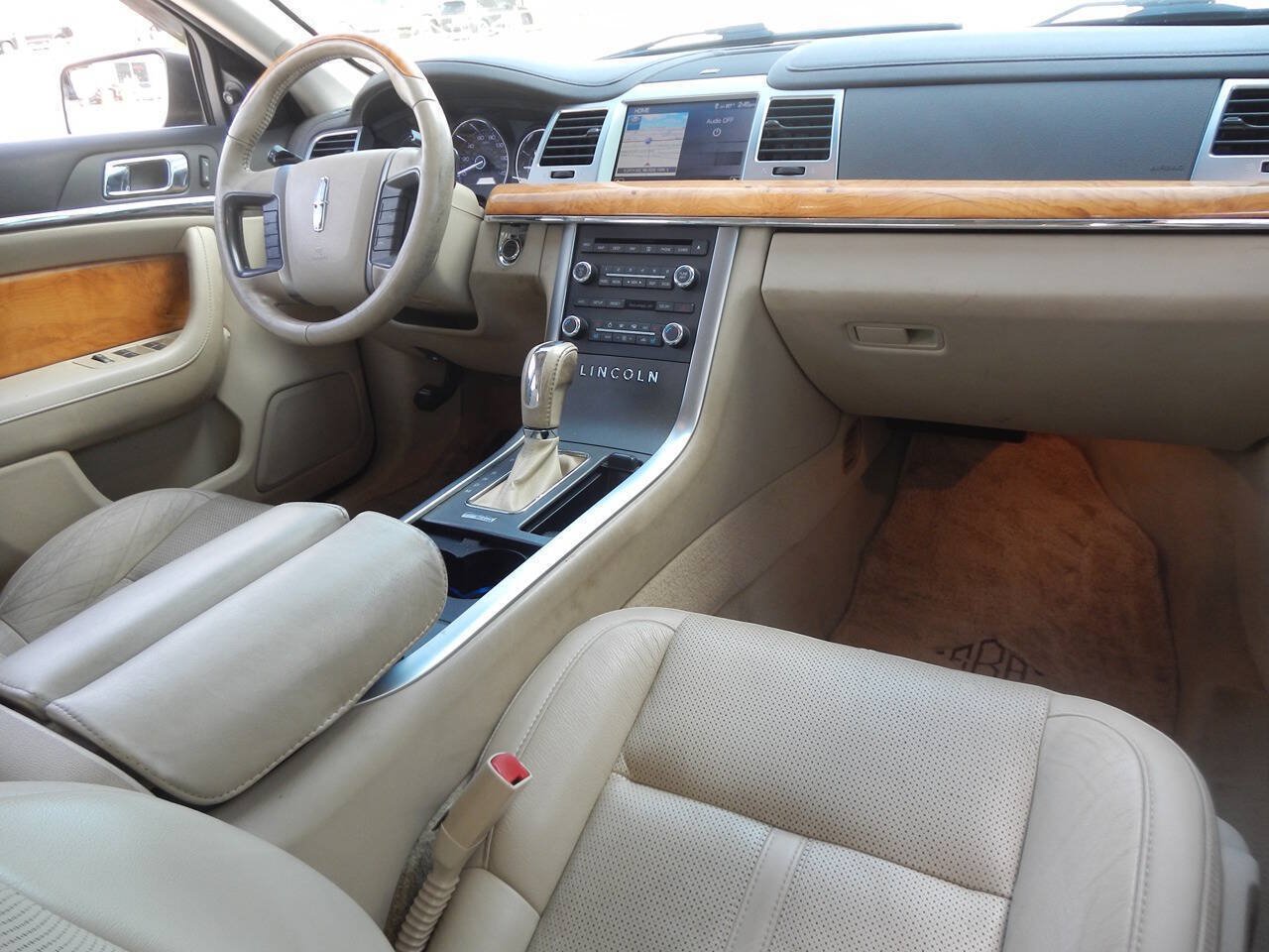 Used 2011 Lincoln MKS AWD w/ 102A Rapid Spec Order Code image 36