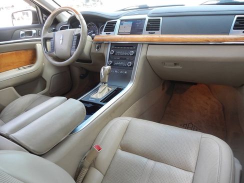 Used 2011 Lincoln MKS AWD w/ 102A Rapid Spec Order Code image 36