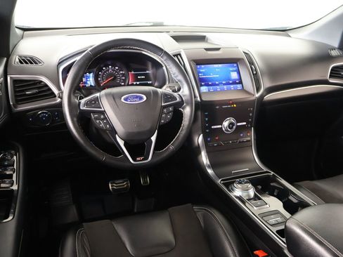 Used 2020 Ford Edge ST w/ Equipment Group 401A image 2