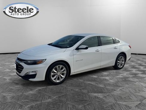Used 2024 Chevrolet Malibu LT FWD image 1
