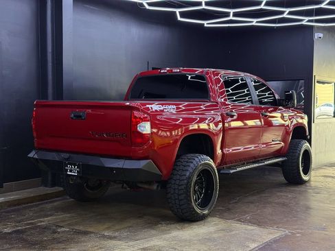Used 2019 Toyota Tundra SR5 AWD/4WD image 9