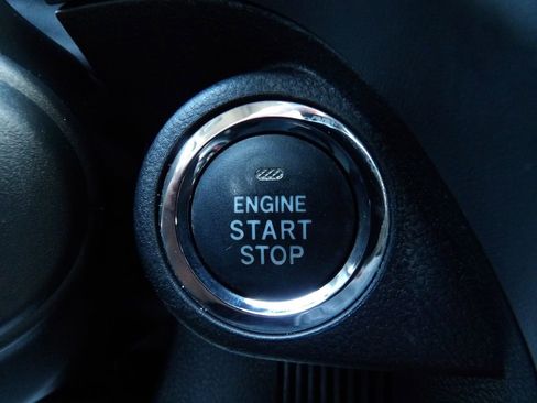 Used 2024 Subaru Crosstrek 2.5i Limited image 21