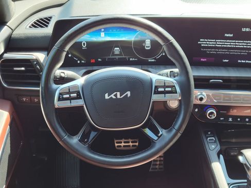 Used 2024 Kia Telluride SX Prestige AWD/4WD image 30