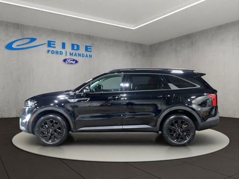 Used 2023 Kia Sorento S AWD/4WD image 4