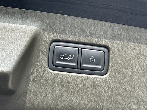 Used 2024 Hyundai Santa Fe Calligraphy FWD image 18