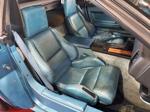 Used 1987 Chevrolet Corvette Convertible image 15