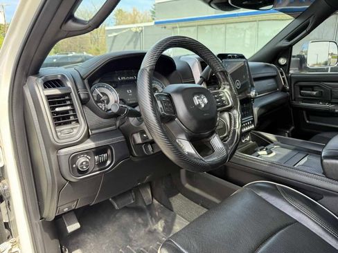 Used 2019 RAM 3500 Limited w/ Max Tow Package AWD/4WD image 10