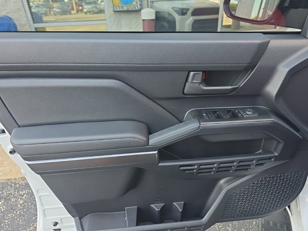 Certified 2026 Toyota 4Runner SR5 AWD/4WD image 17