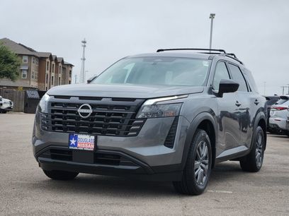 New 2026 Nissan Pathfinder SV