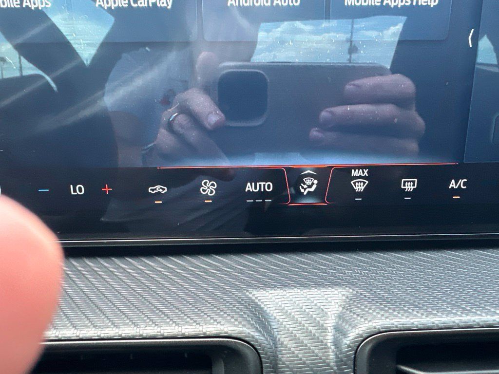 Used 2024 Ford Mustang GT RWD image 19