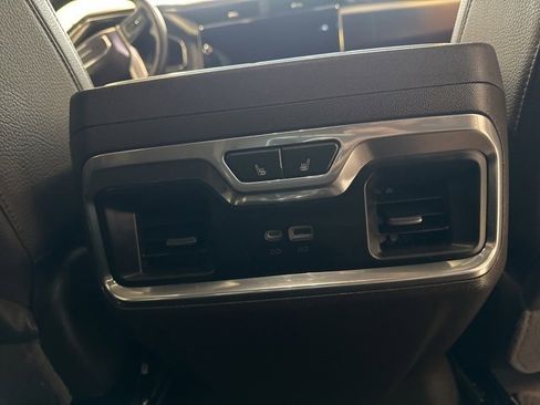 Used 2023 GMC Sierra 1500 Denali image 42