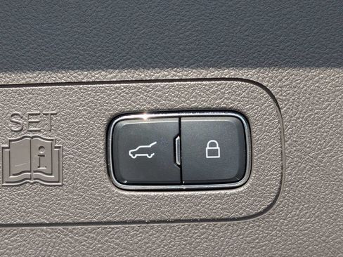 Certified 2021 Lincoln Aviator Reserve w/ Equipment Group 201A RWD image 13
