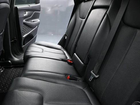 Used 2023 Hyundai Santa Fe Limited FWD image 22