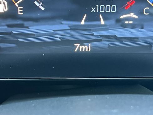 New 2026 Chevrolet Suburban LT w/ Comfort Package image 24