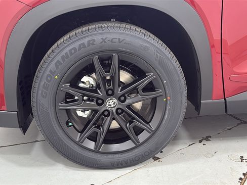 New 2026 Toyota Grand Highlander AWD Hybrid image 25