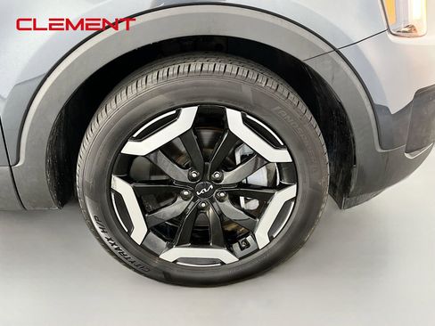 Used 2024 Kia Telluride S FWD image 39