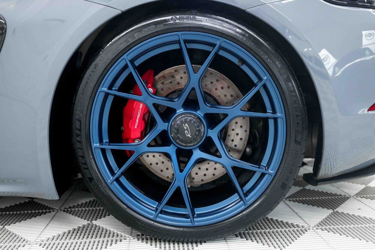 Used 2023 Porsche 718 Cayman GT4 RS RWD image 41