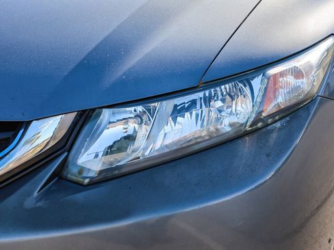 Used 2013 Honda Civic Hybrid Sedan image 21