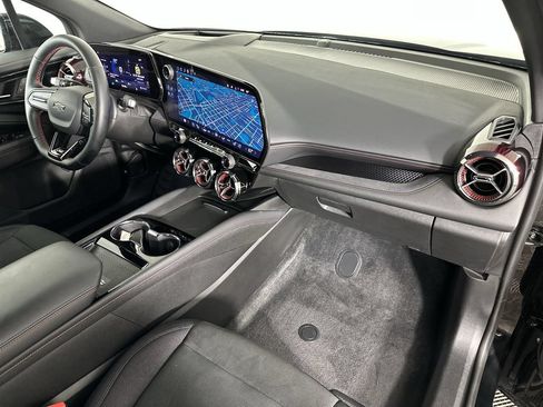 Used 2024 Chevrolet Blazer EV RS AWD/4WD image 28