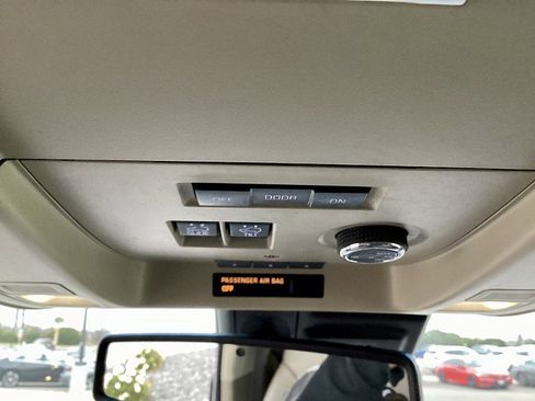 Used 2017 Chevrolet Tahoe LT w/ Luxury Package image 15