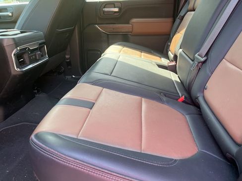 Used 2022 Chevrolet Silverado 2500 High Country w/ Safety Package II image 14