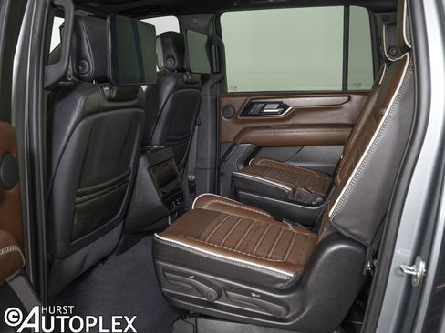 Used 2026 GMC Yukon XL Denali Ultimate image 16