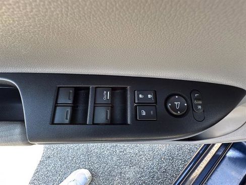 Used 2017 Honda Accord LX image 25