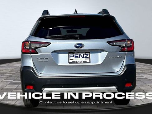 Used 2023 Subaru Outback Limited image 5