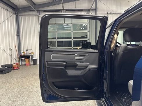 Used 2020 RAM 1500 Big Horn AWD/4WD image 15