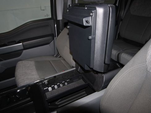 Used 2023 Ford F150 XLT w/ Equipment Group 302A High image 20