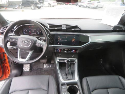 Used 2021 Audi Q3 2.0T Premium Plus w/ Premium Plus Package AWD/4WD image 14