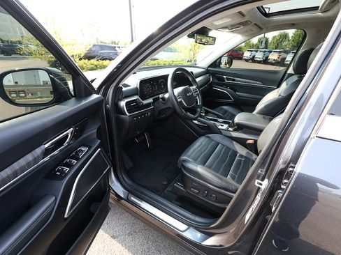 Used 2022 Ford EcoSport S AWD/4WD image 11