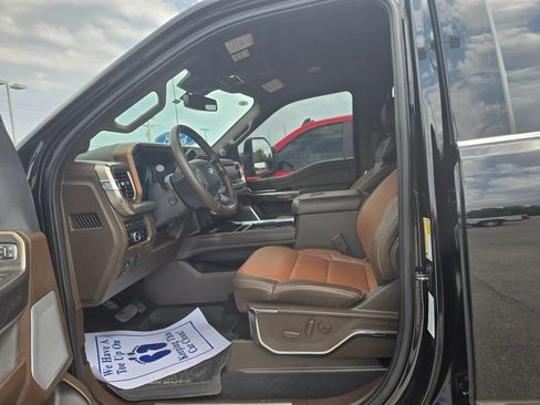 Used 2024 Ford F250 King Ranch AWD/4WD image 7