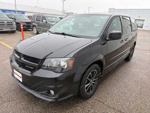 Used 2017 Dodge Grand Caravan GT image 8