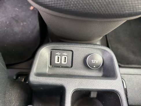 Used 2020 Ford Transit Connect XL FWD image 22