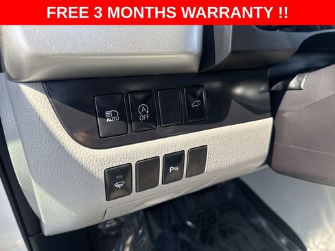 Used 2017 Toyota Highlander Limited w/ Carpet Mat Package AWD/4WD image 34