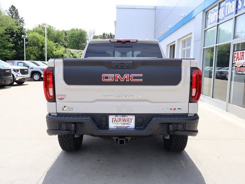 New 2026 GMC Sierra 1500 AT4X w/ AT4X AEV Edition AWD/4WD image 9