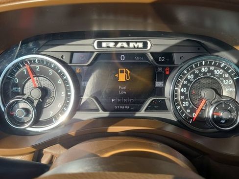 Used 2020 RAM 1500 Laramie w/ Off Road Group AWD/4WD image 5