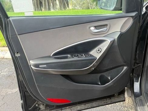 Used 2017 Hyundai Santa Fe Sport image 7