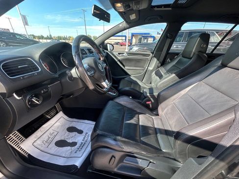 Used 2011 Volkswagen GTI 4-Door image 16