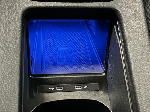 Used 2022 Volkswagen ID.4 Pro image 12