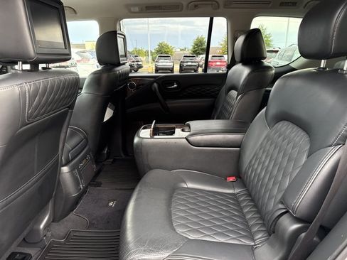 Used 2018 INFINITI QX80 4WD w/ Deluxe Technology Package image 6