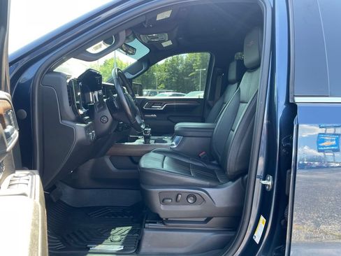 Certified 2023 Chevrolet Silverado 1500 High Country w/ Technology Package AWD/4WD image 32