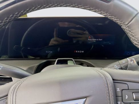 Certified 2025 Cadillac CT5 V w/ LPO, ONYX Package AWD/4WD image 14