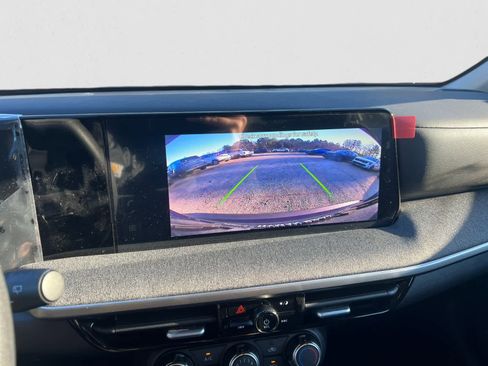 New 2026 Nissan Kicks S image 19