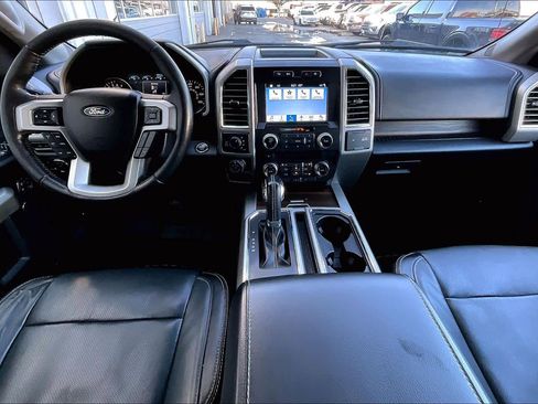 Used 2017 Ford F150 Lariat image 16