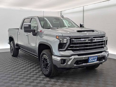 New 2025 Chevrolet Silverado 3500 LTZ w/ LTZ Convenience Package AWD/4WD image 8